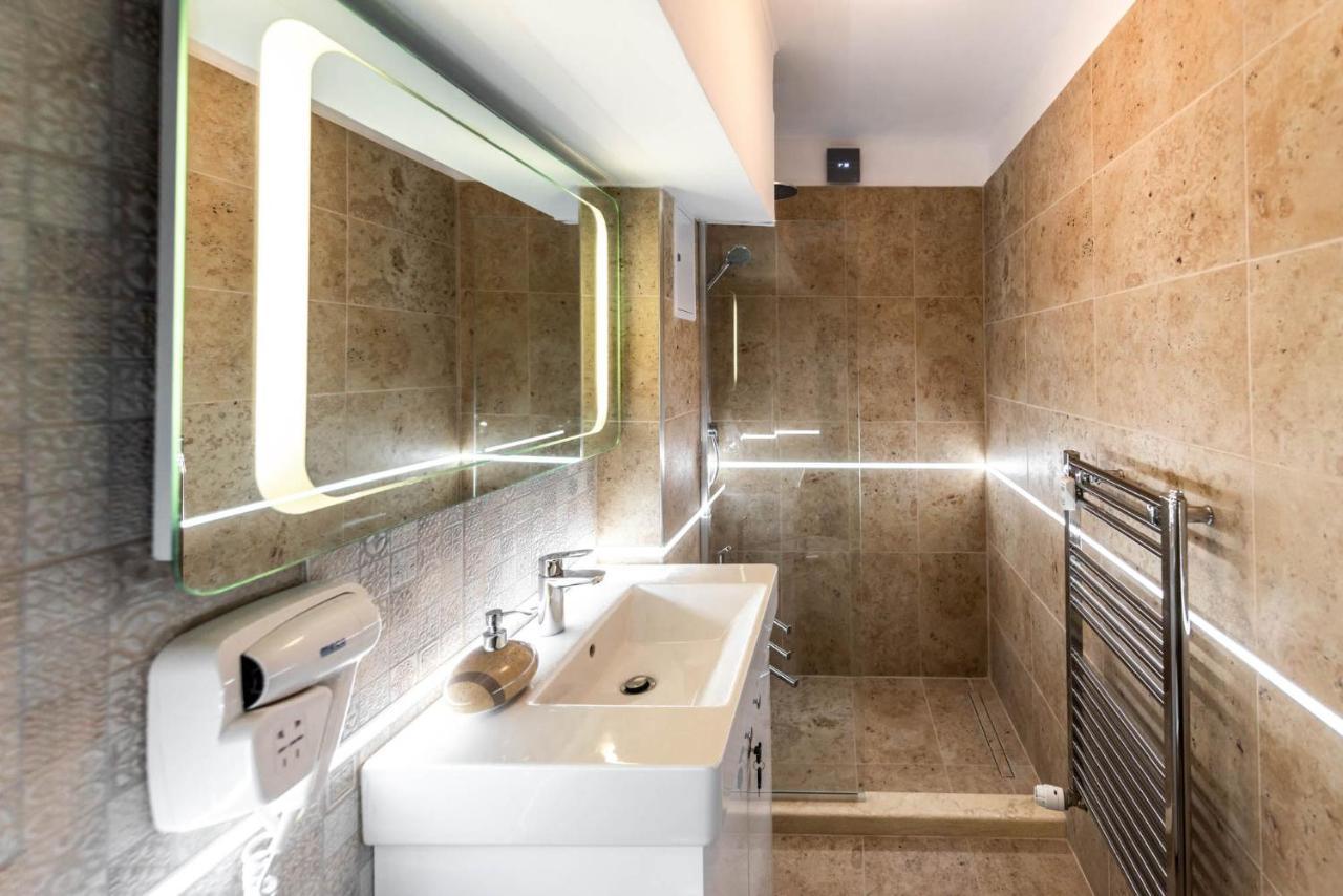 La Nueve Suite Brasov Exterior photo